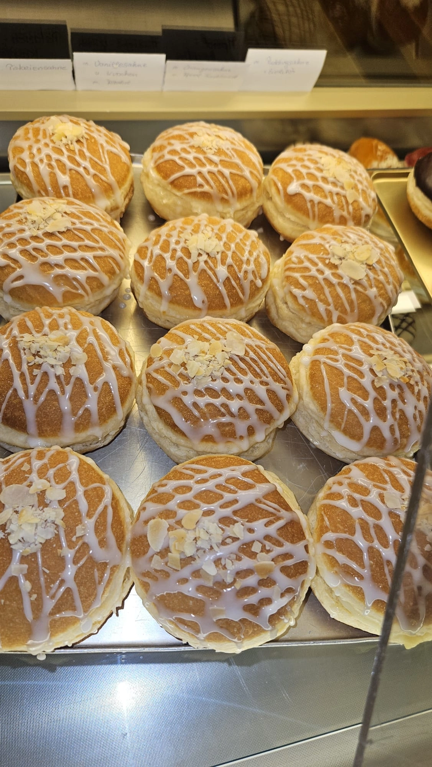 Bäckerei Konditorei Neher Rettenberg - Backwaren und Lebensmitteln - Donuts