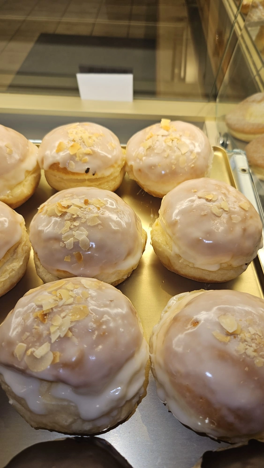 Bäckerei Konditorei Neher Rettenberg - Backwaren und Lebensmitteln - Donuts