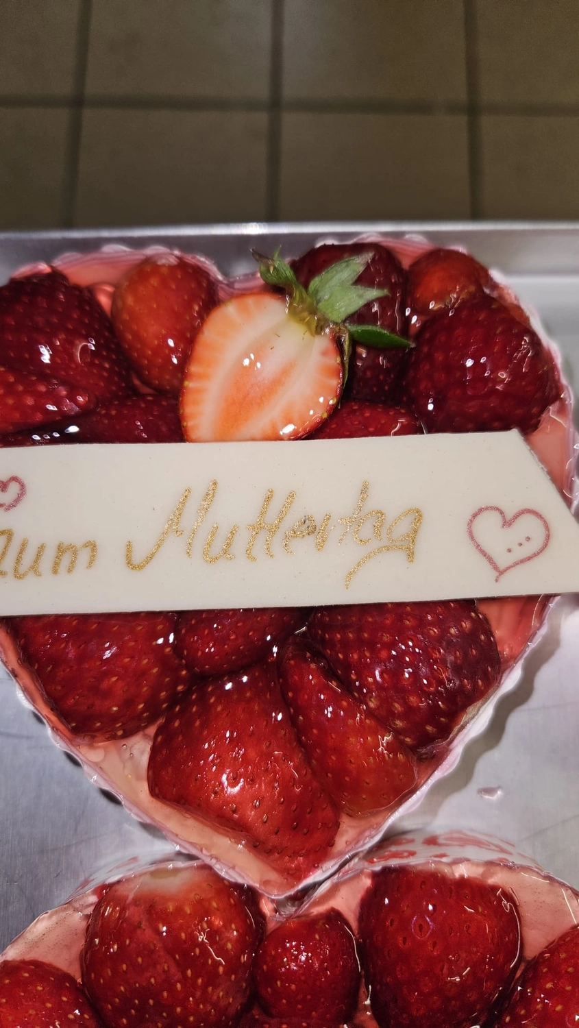 Bäckerei Konditorei Neher Rettenberg - Backwaren und Lebensmitteln - Erdbeerkuchen